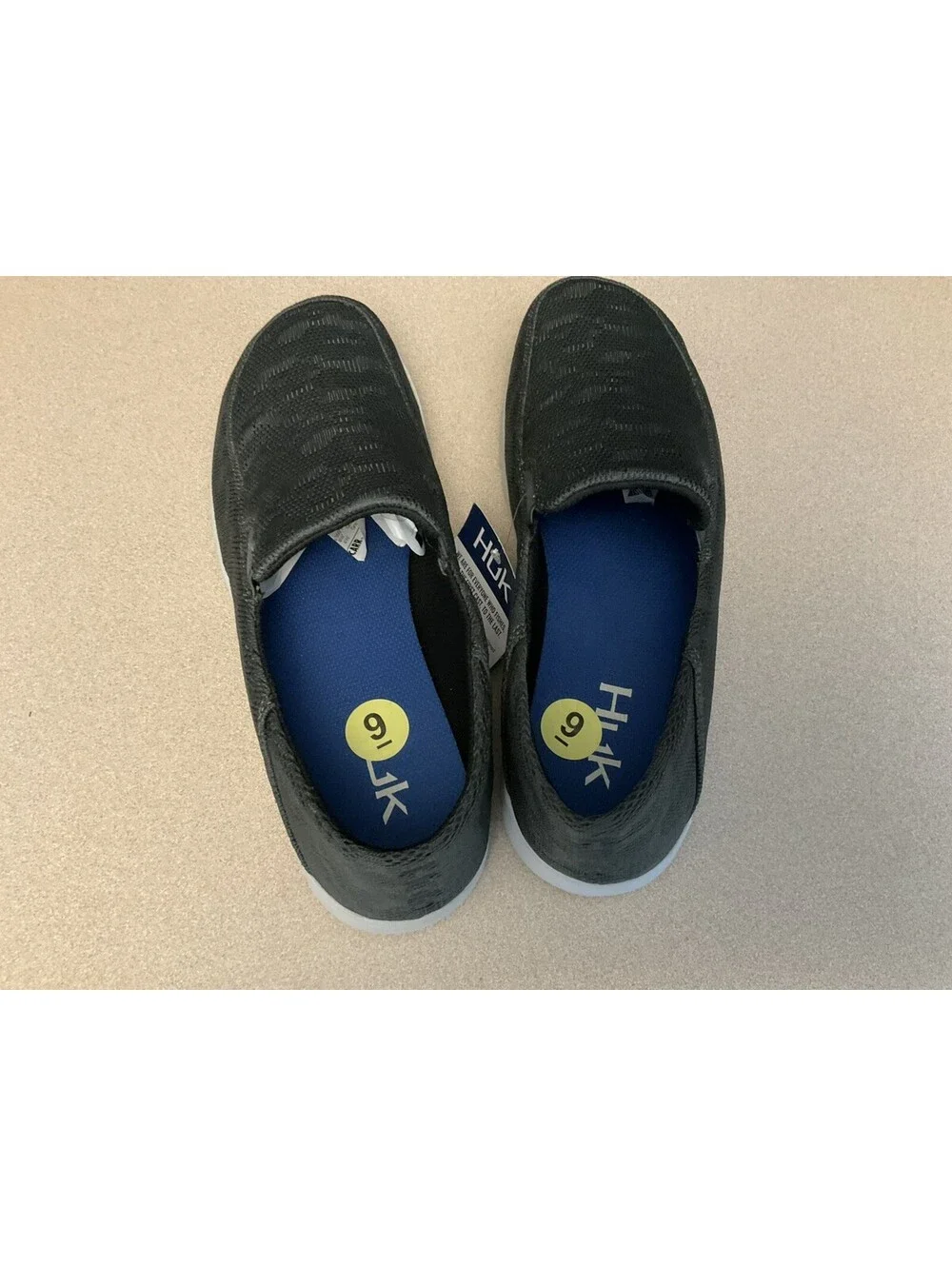 New! Mens HUK Performance Brewster Grey Slip On Causal Shoes. Size 9. Nice!!!